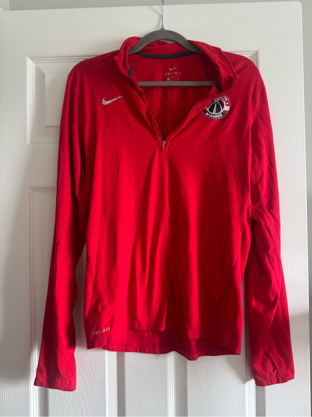 Washington Wizards Nike quarter zip pullover